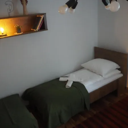 Komfortowy Apartament Z Bezposrednim Wyjsciem Na Ogrod * Kalwaria Zebrzydowska