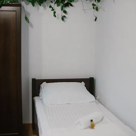 Komfortowy Apartament Z Bezposrednim Wyjsciem Na Ogrod